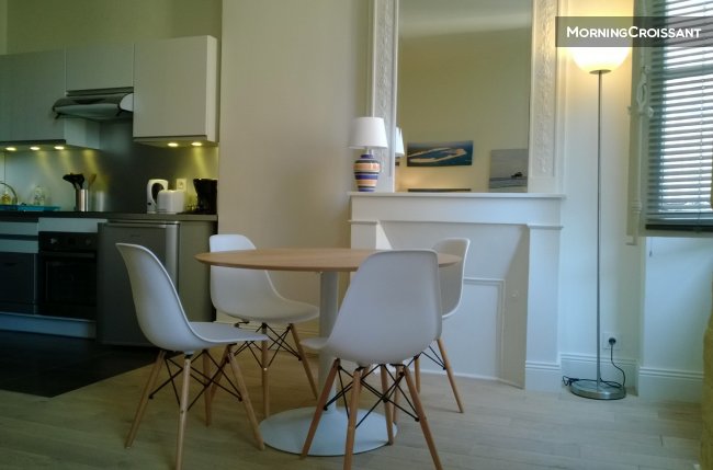 Nice apartment center of Bordeaux