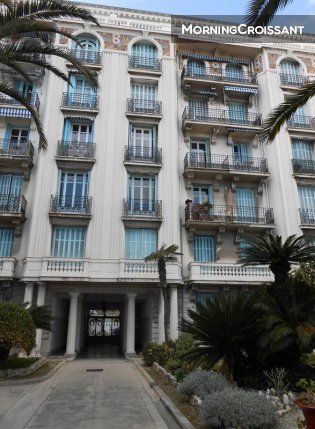 Studio waterfront (WiFi/phone/TV)