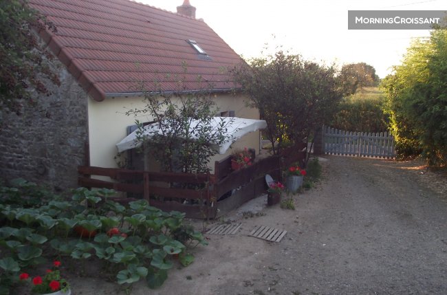 Cottage furnished & comfortable.