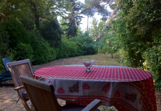 T2 apartment with private garden