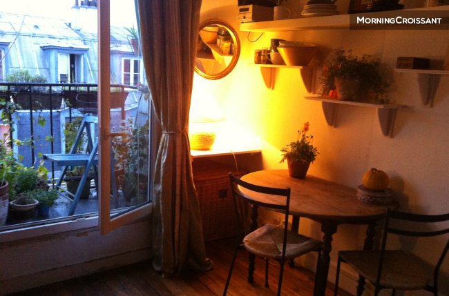 Charming Studio View Eiffel Tower