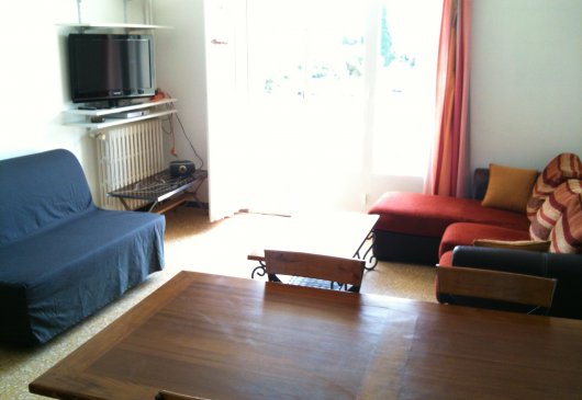 For 7ppl, 5min on foot from beach