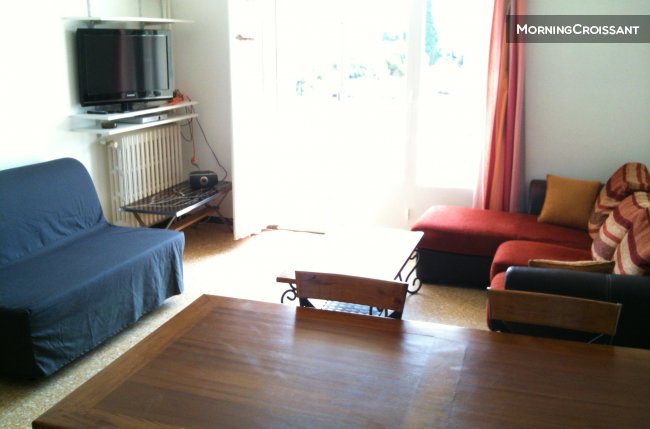 For 7ppl, 5min on foot from beach