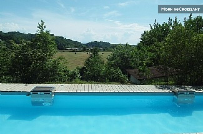 Riverside chalet with heated pool 6