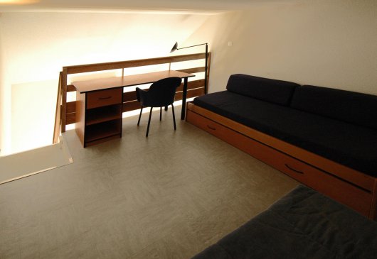 Duplex 25 m 2 for 4 in the Center