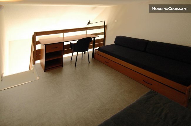 Duplex 25 m 2 for 4 in the Center