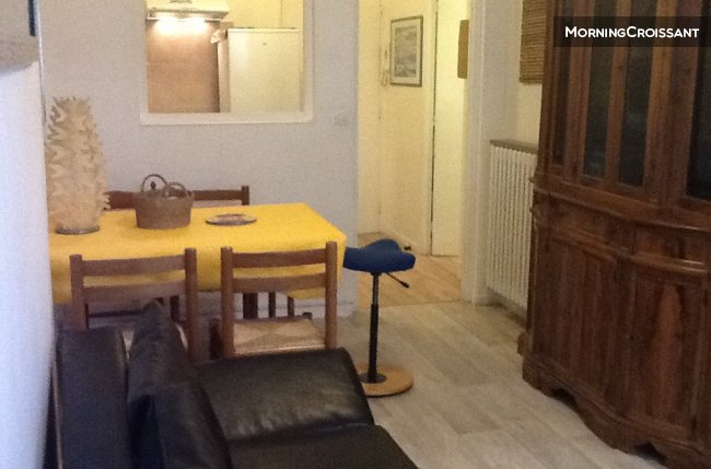 2 parts ideally placed 