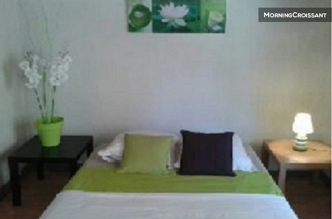 T1 furnished Marseille 9th car 