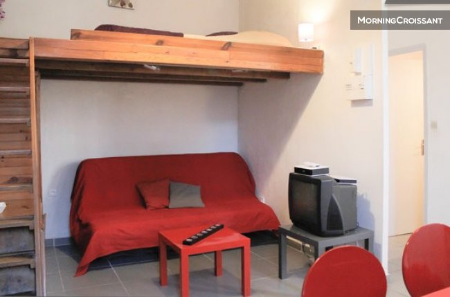 HOLIDAYS IN MARSEILLES 4 PEOPLE 