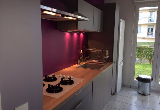 Apt opposite to Caen memorial