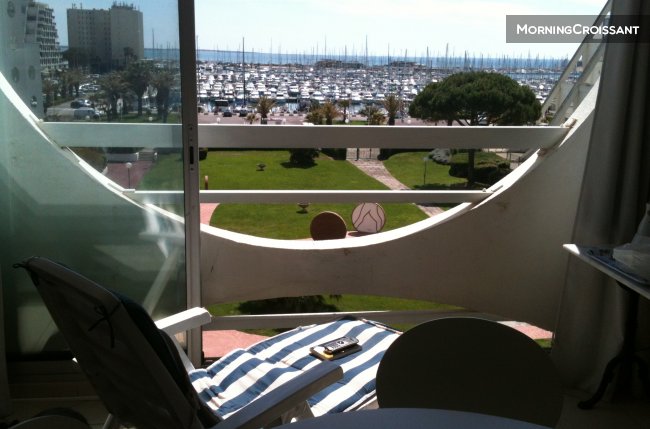 Duplex in residence of standing