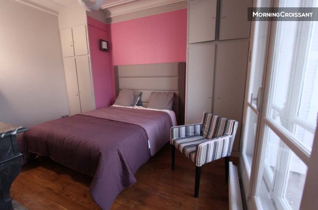 Amazing Eiffel Tower ViewPoint !