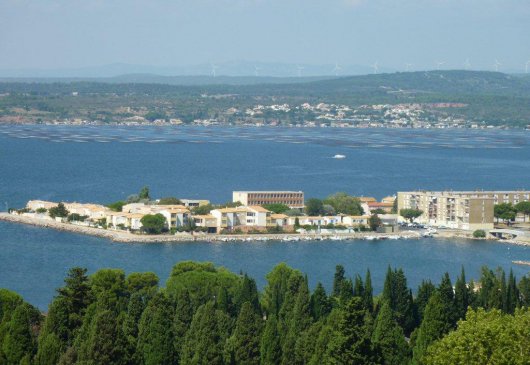 Sète - superb view - room