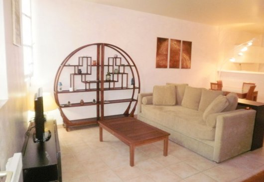 Large studio historic 3*