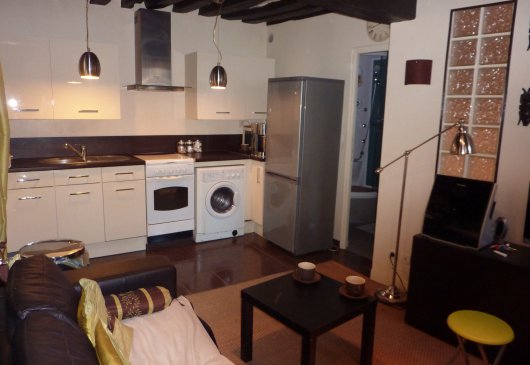 Furnished apartment city centre