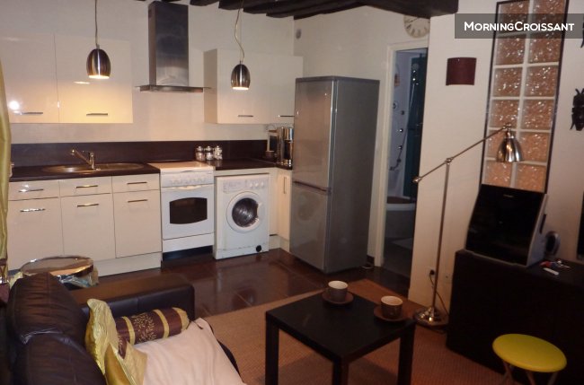 Furnished apartment city centre