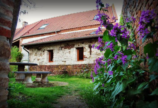 Accommodation in Artois