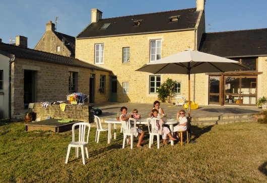 Rooms for rent in house