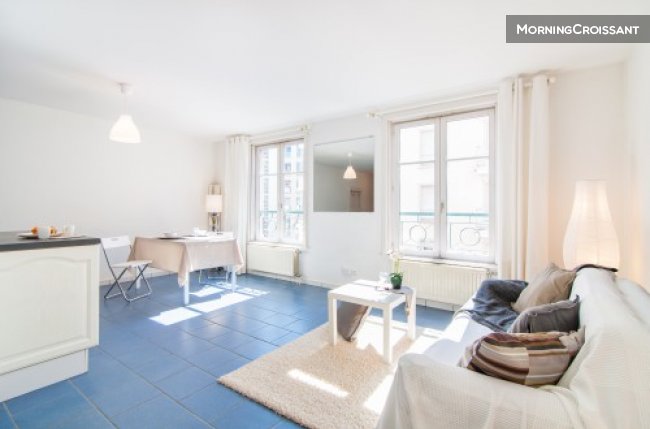 Large Studio Lyon 7 universities