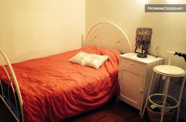 Apartment in the 11th- Voltaire 