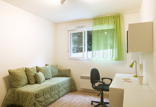 18m2 studio in Sèvres