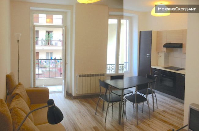 3 rooms close to everything!