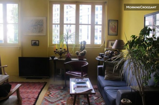 Nice studio in Paris - 10th arr.