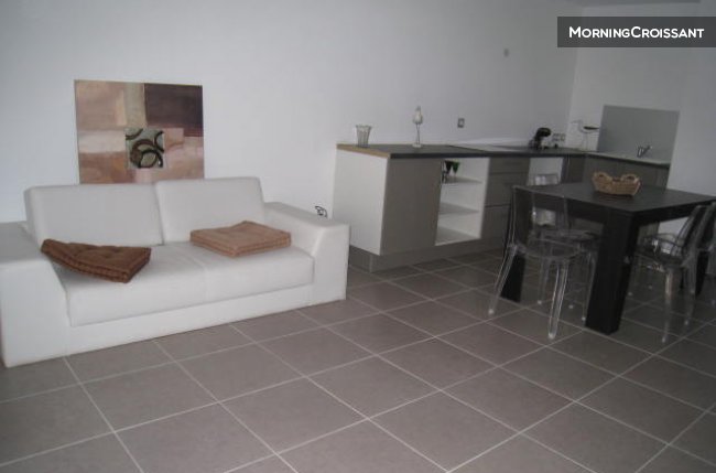 AIX South, Luynes 4 duplex, terrace