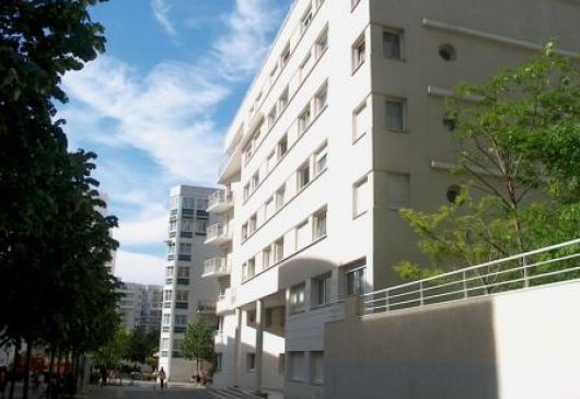 Studio à Courbevoie