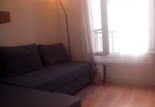  Clear and well located Studio  