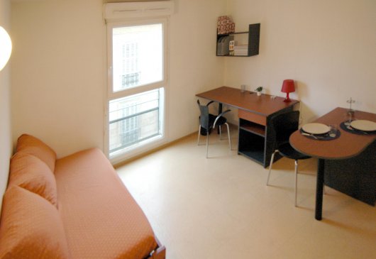 Fully furnished studio downtown 