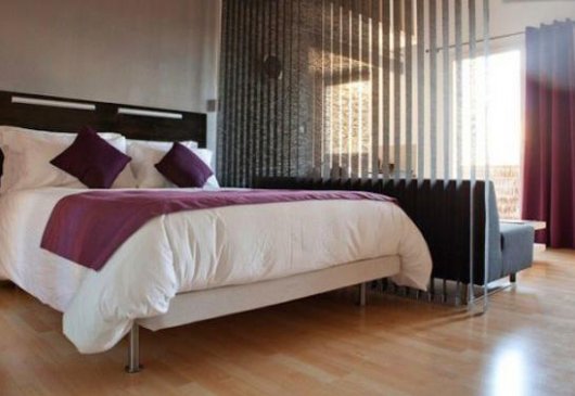 Modern and quiet with balcony