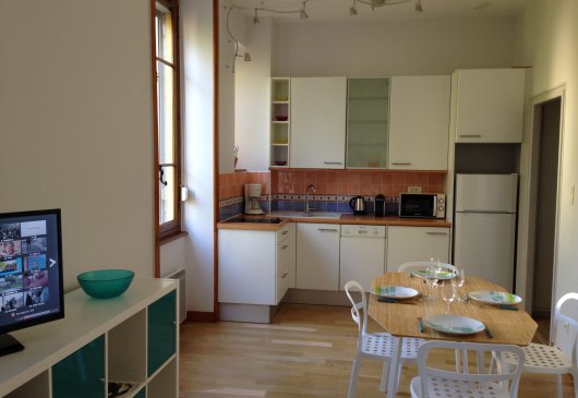 Large Quiet Studio Point du Jour