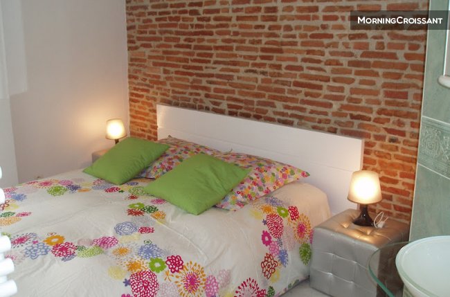 Flat Place St Pierre in the center