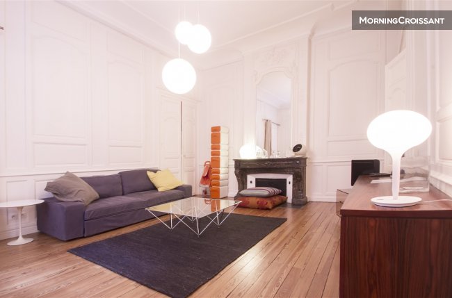 Lovely historic center flat parking