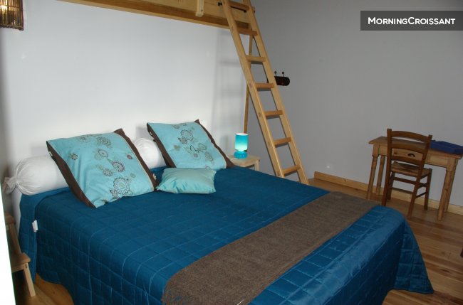 C. host Lyon/St Etienne 2 km A47-3