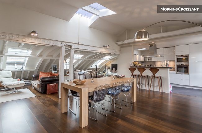 'Smooth' flat Place de la Madeleine