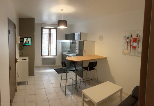 Beautiful apartment in Arceaux