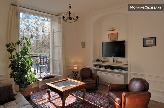 Carefully decorated modern flat