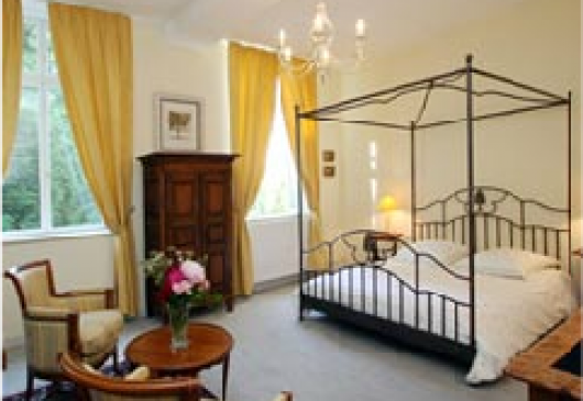 Executive room-Courcelette Castle 