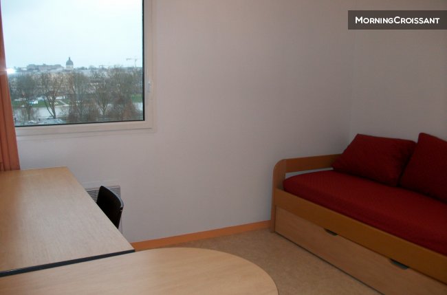 Nice Studio downtown Anger