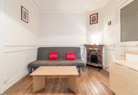 Flat for 4 near Square 15th