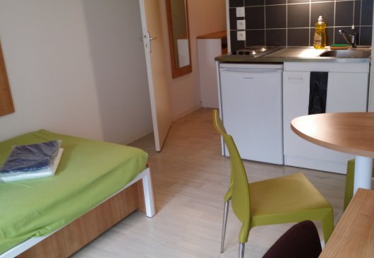 1pers studio Villeurbanne