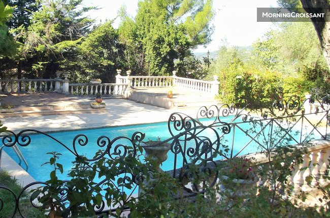 Studio in bastide with pool