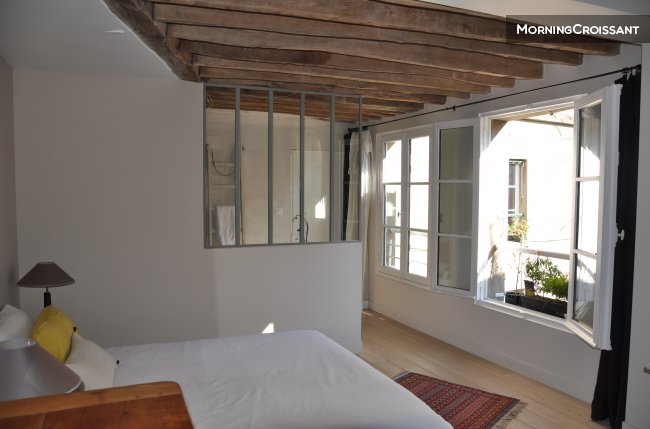 Room in the heart of the 5th 