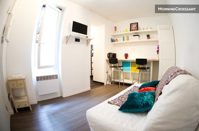 Charming equiped studio centre Tise