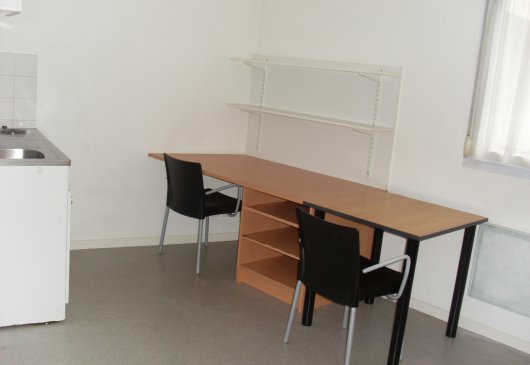 Perfectly placed studio 