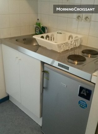 Furnished Studio, tram access