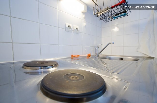 Studio for 1, overlooking a garden