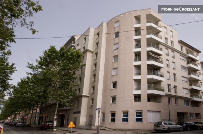 Studio in a new residence